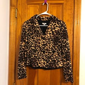 Cheetah cache blazer. Size 6. Excellent condition.